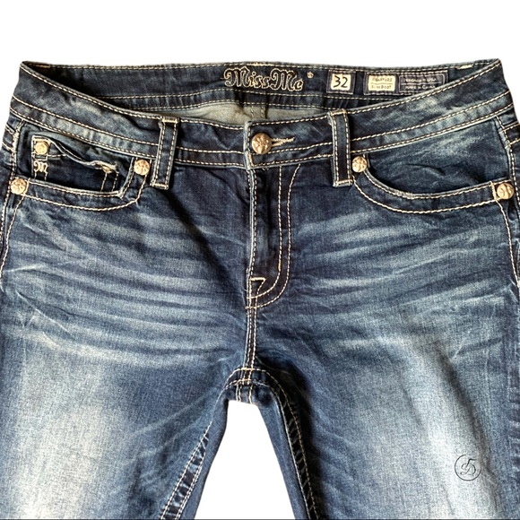 Miss Me Denim - Miss Me Signature Slim Boot Size 32 Inseam 31”